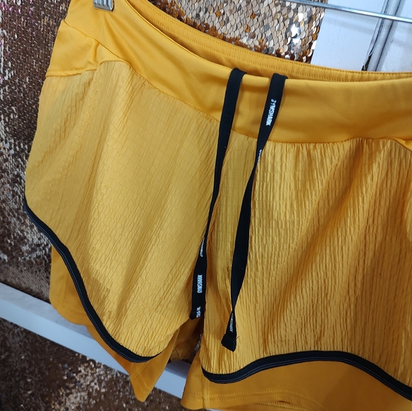 Women's Gymshark Speed Shorts XS yellow - Picture 7 of 11